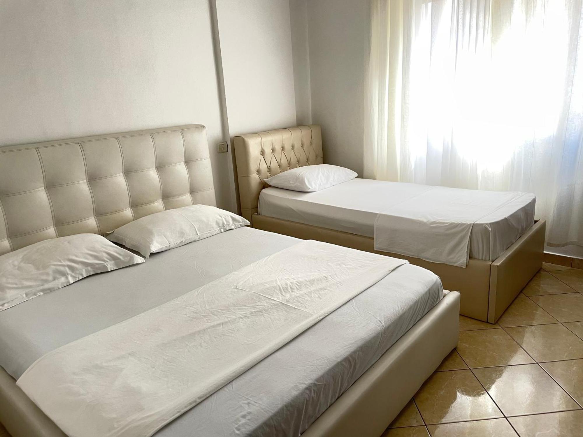 H&G Seaview Apartments Durres Ngoại thất bức ảnh